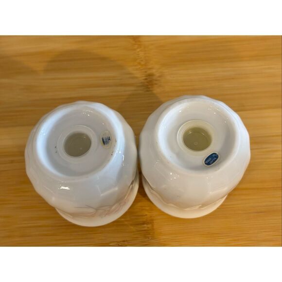 Vintage Corelle Pink Trio salt and pepper shakers - Picture 7 of 9